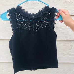 Lace crop top black Papaya
